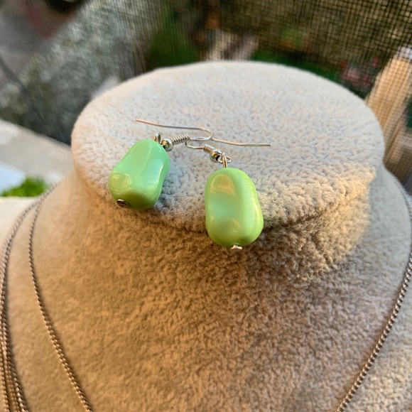 Silver Tone & Green Stone Layered Four Strand Necklace and Matching Earrings - Picture 3 of 11